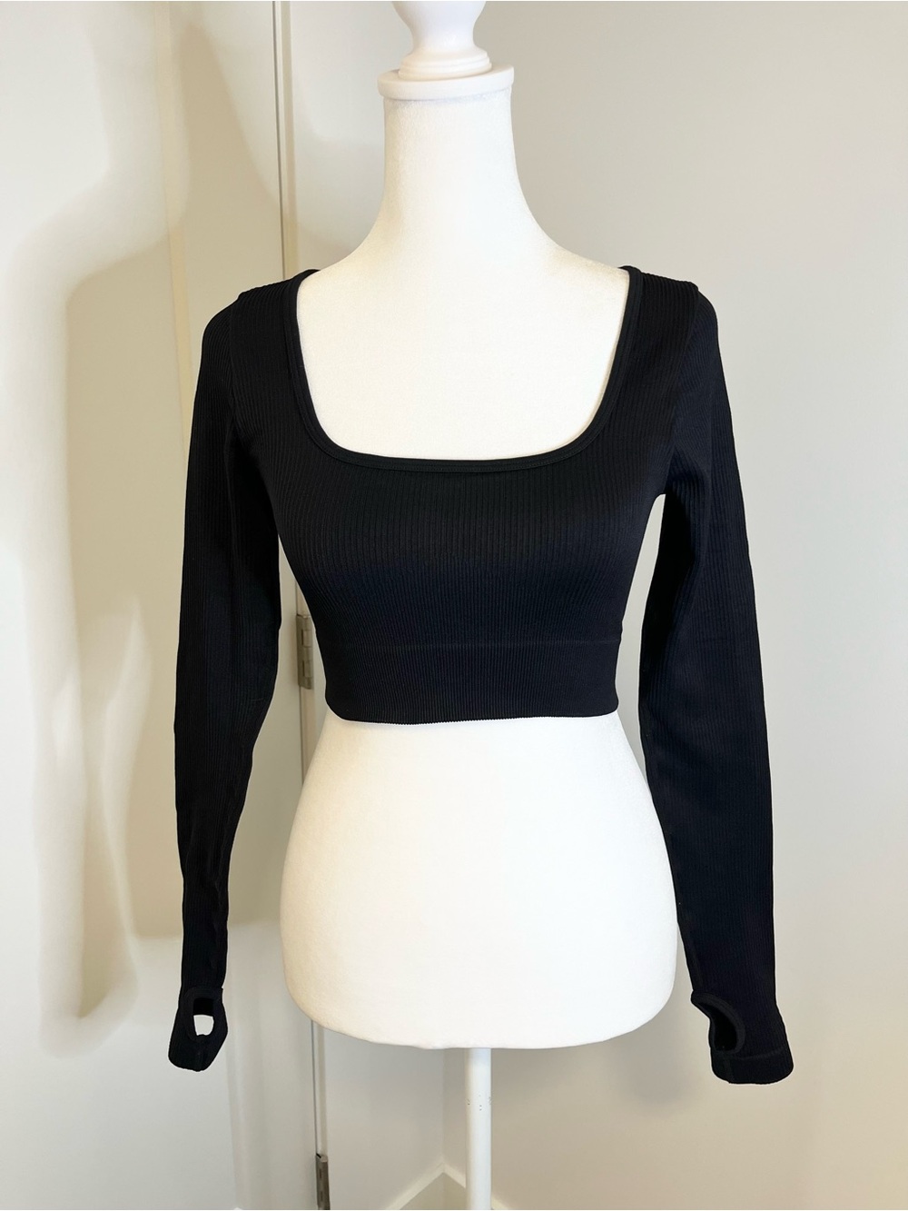 Black Square-Neck Ribbed Long-Sleeve Crop Top - FREE SHIPPING on Bundles $85+